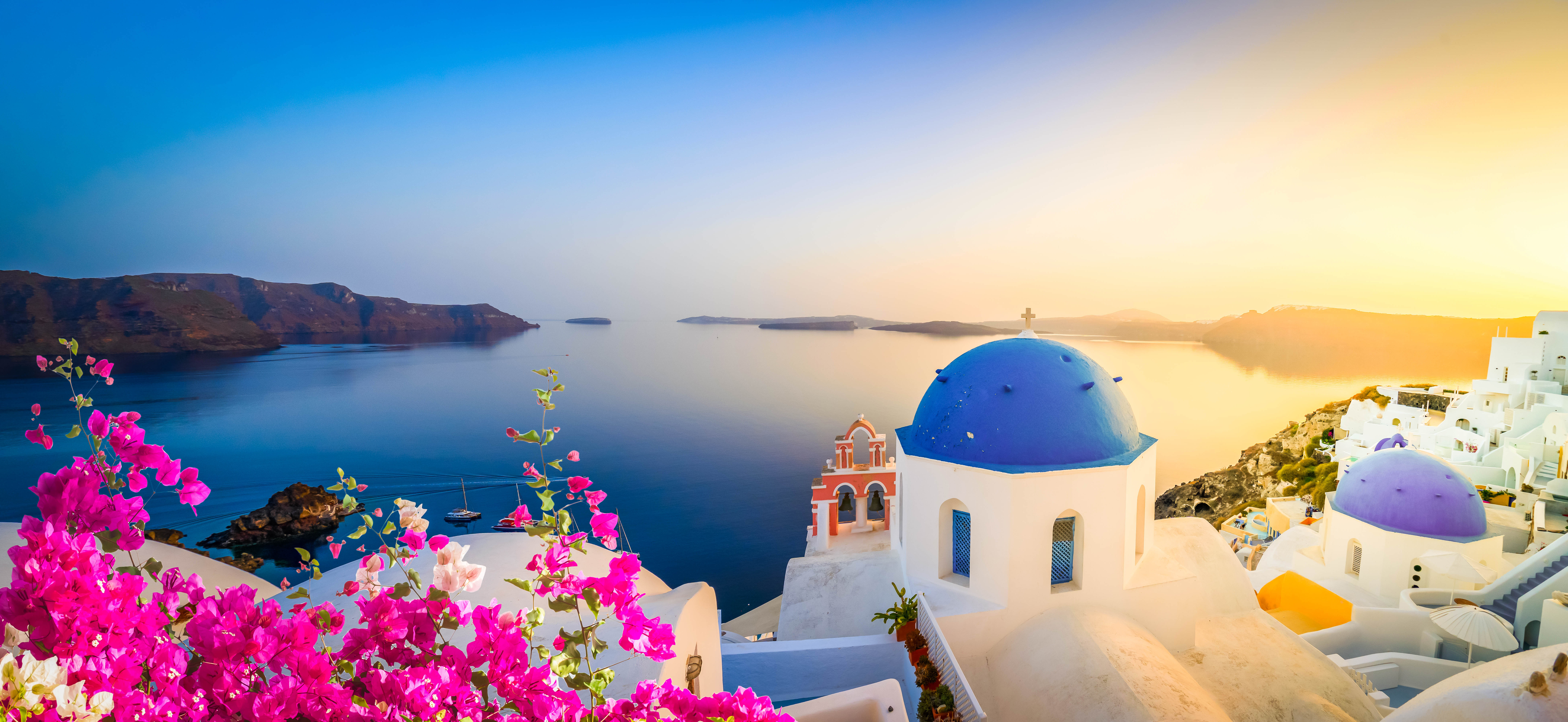 Oia, traditional greek village
